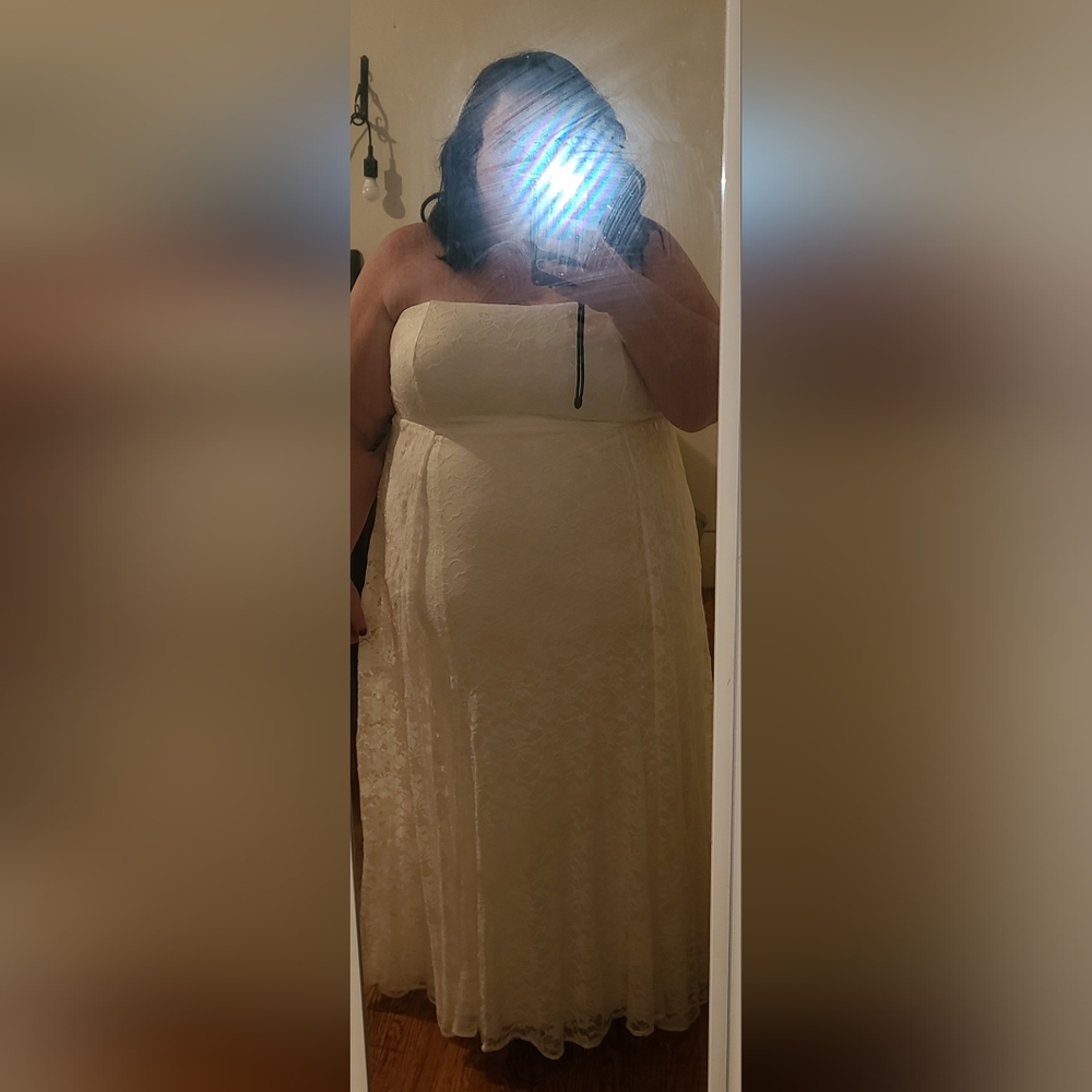 Torrid lace wedding dress